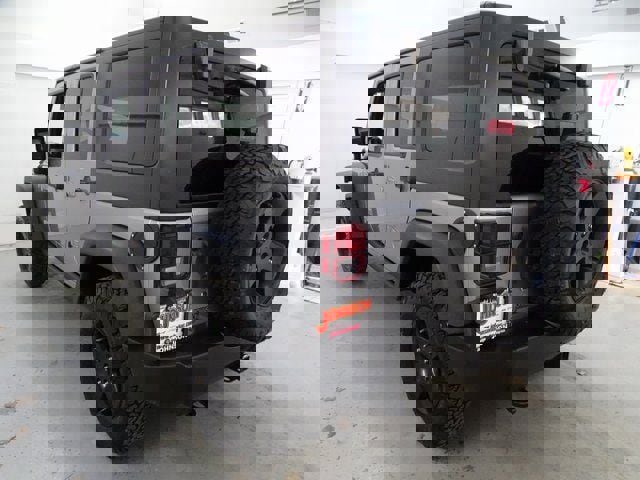 Used 2017 Jeep Wrangler Unlimited Sport image 15