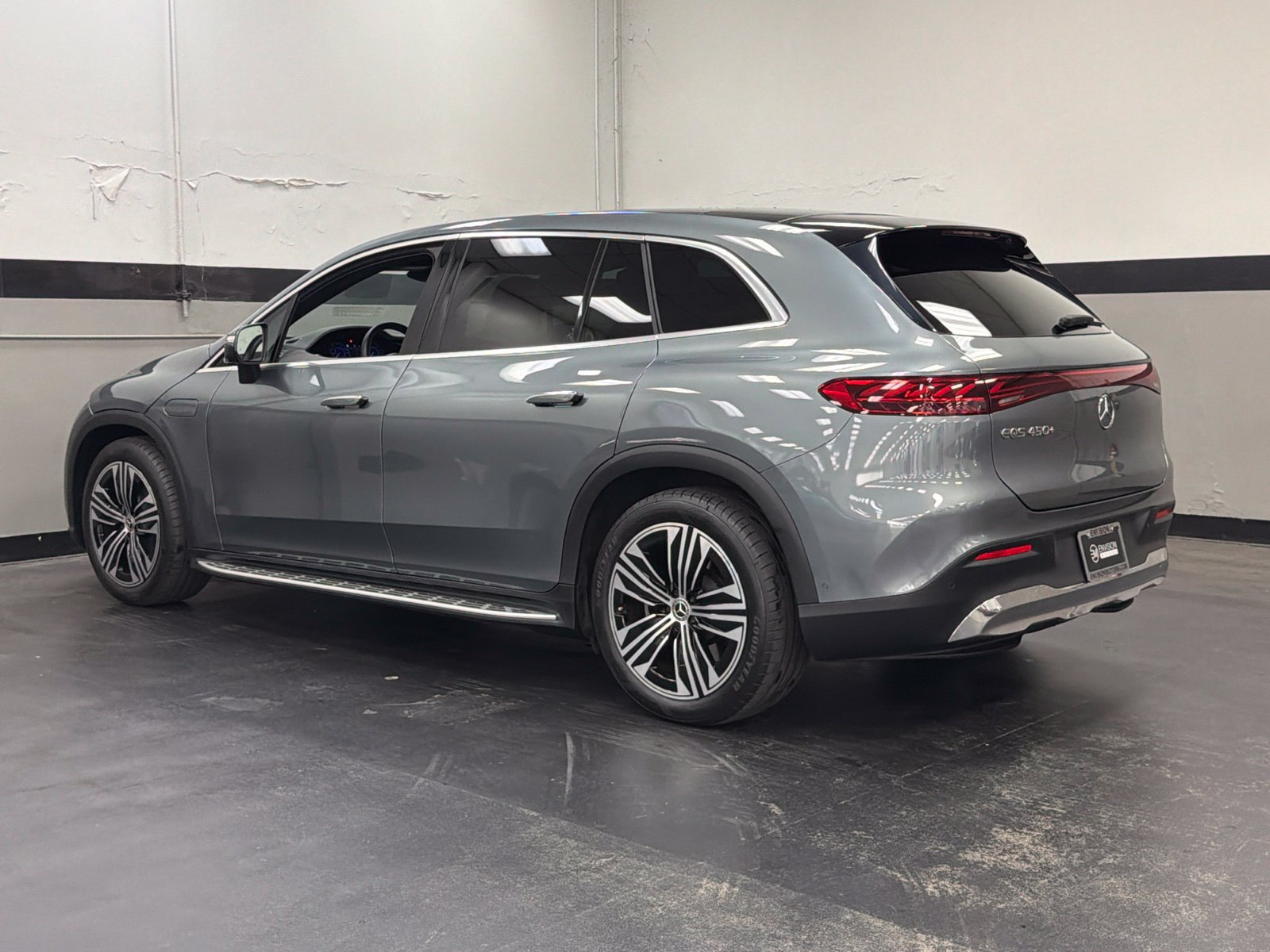 Used 2024 Mercedes-Benz EQS 450+ SUV image 8