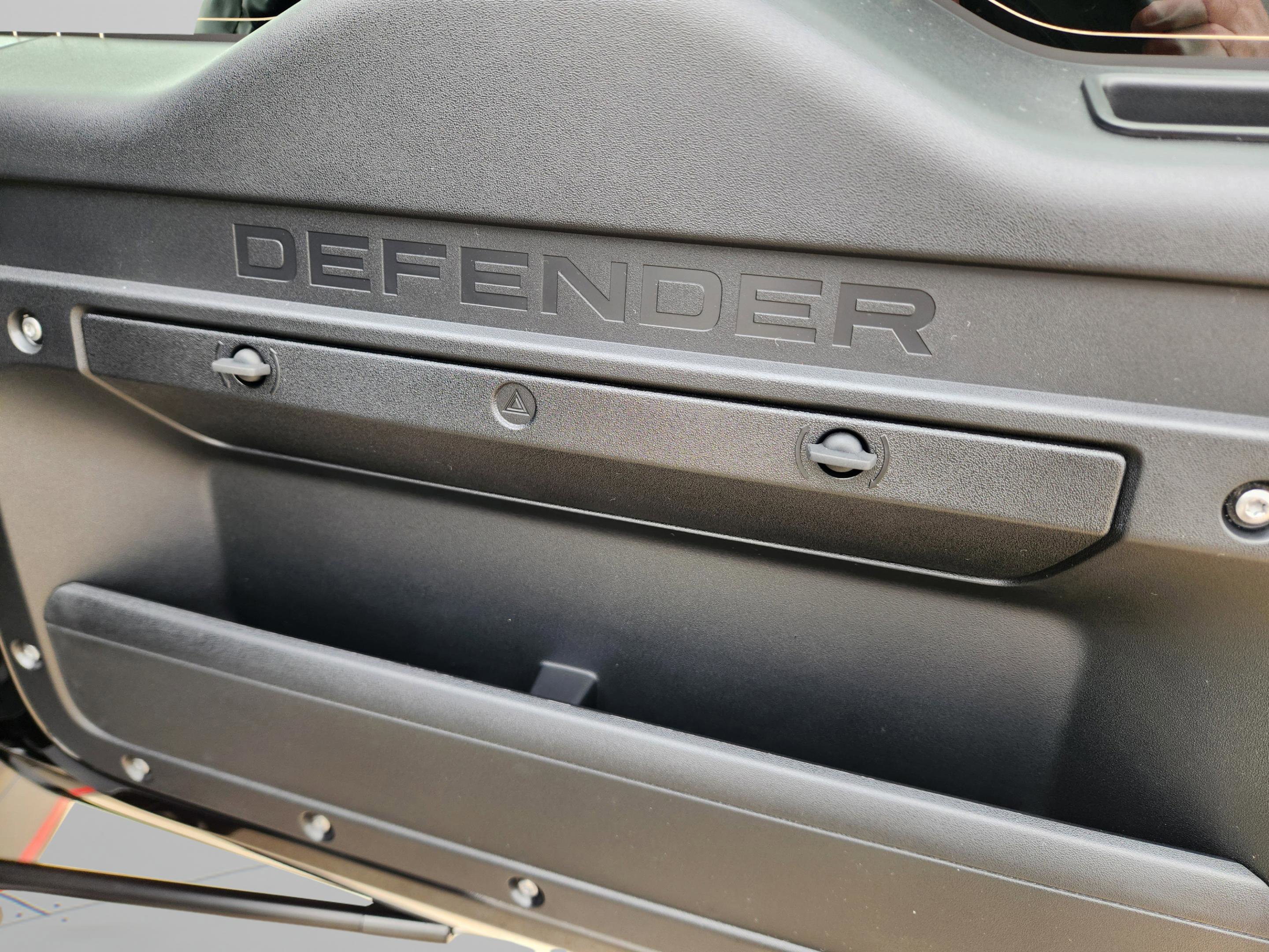 New 2026 Land Rover Defender 110 S AWD/4WD image 27