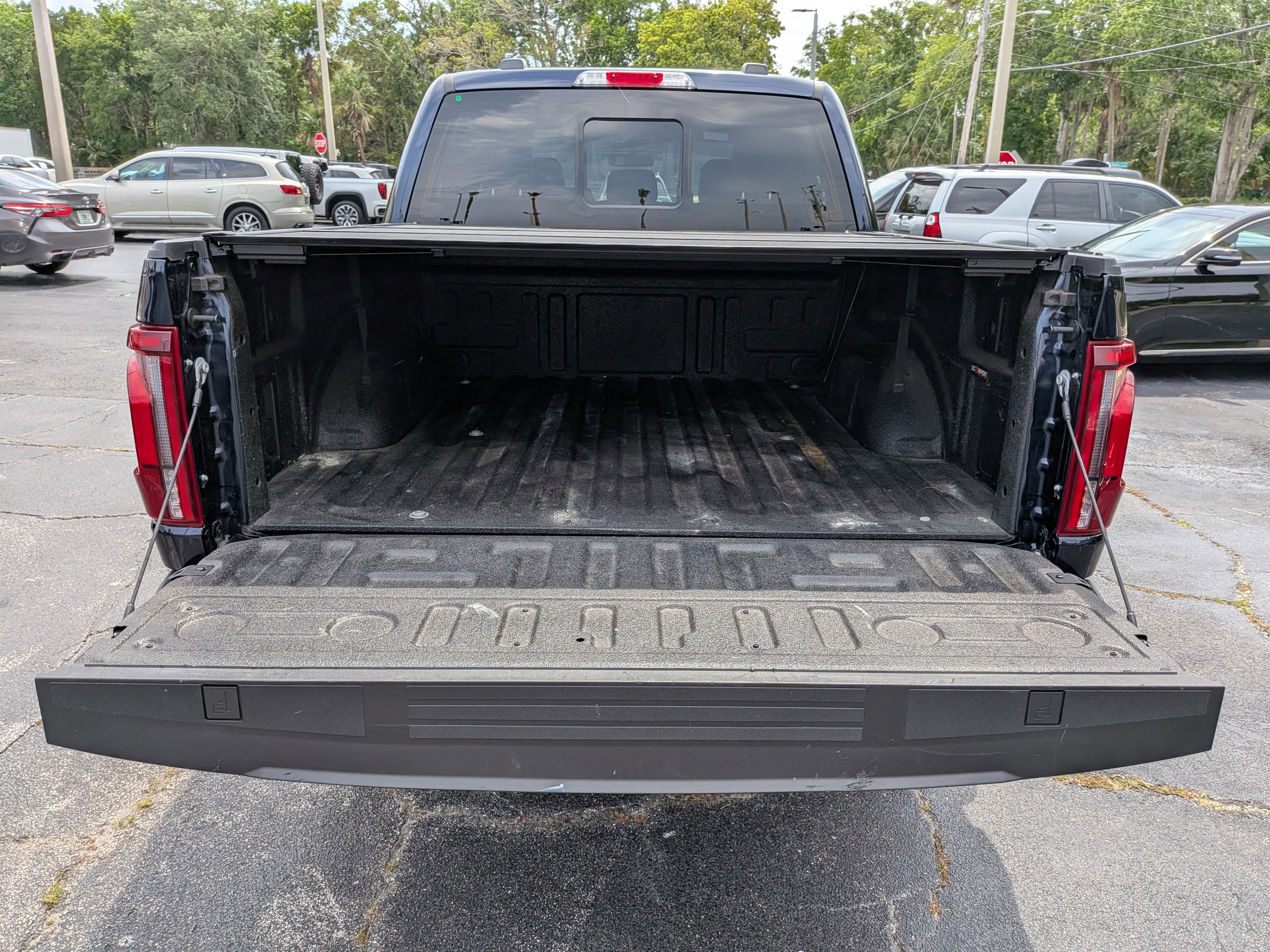 Used 2024 Ford F150 Lariat AWD/4WD image 18