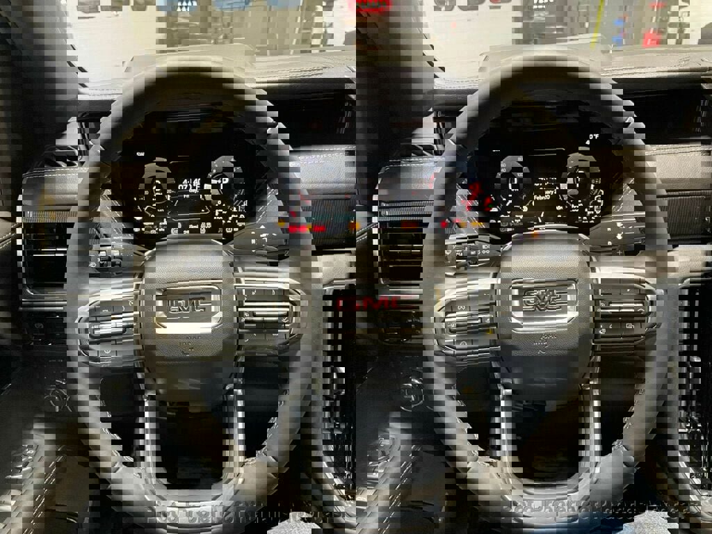 Used 2026 GMC Yukon Elevation image 14