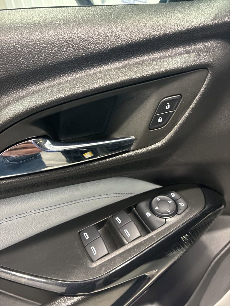 Used 2026 Chevrolet Trax LT FWD image 17