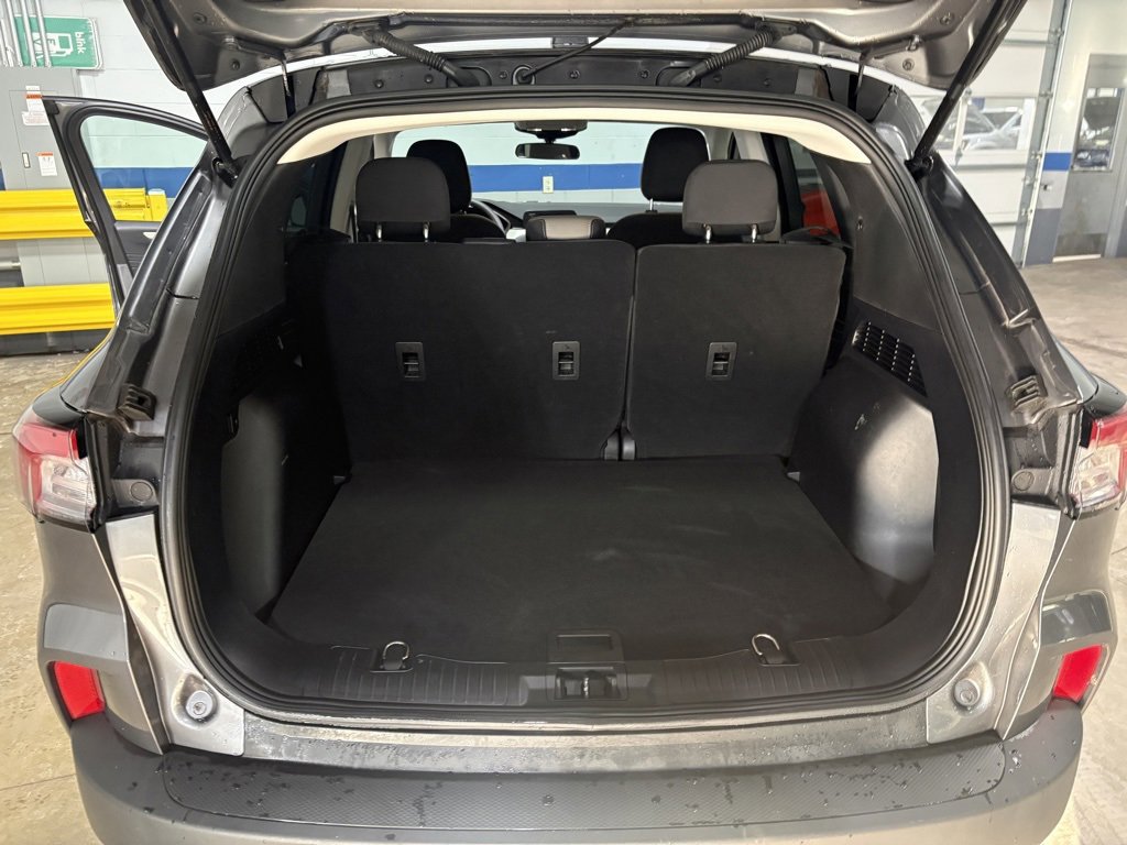 Used 2022 Ford Escape S image 27