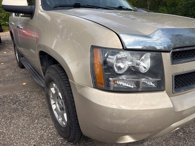 Used 2012 Chevrolet Tahoe LT AWD/4WD image 17