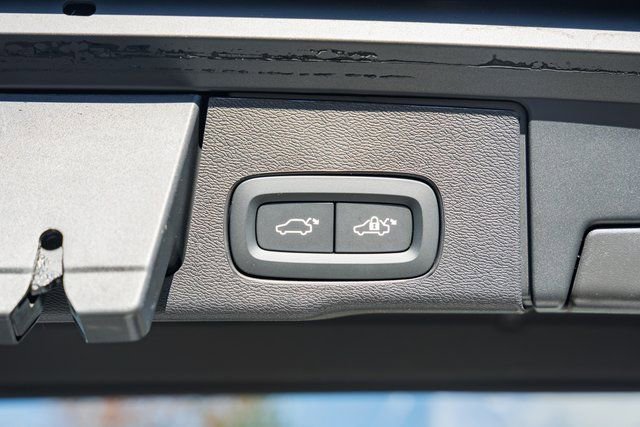 New 2026 Volvo XC60 B5 Ultra w/ Protection Package Premier image 10