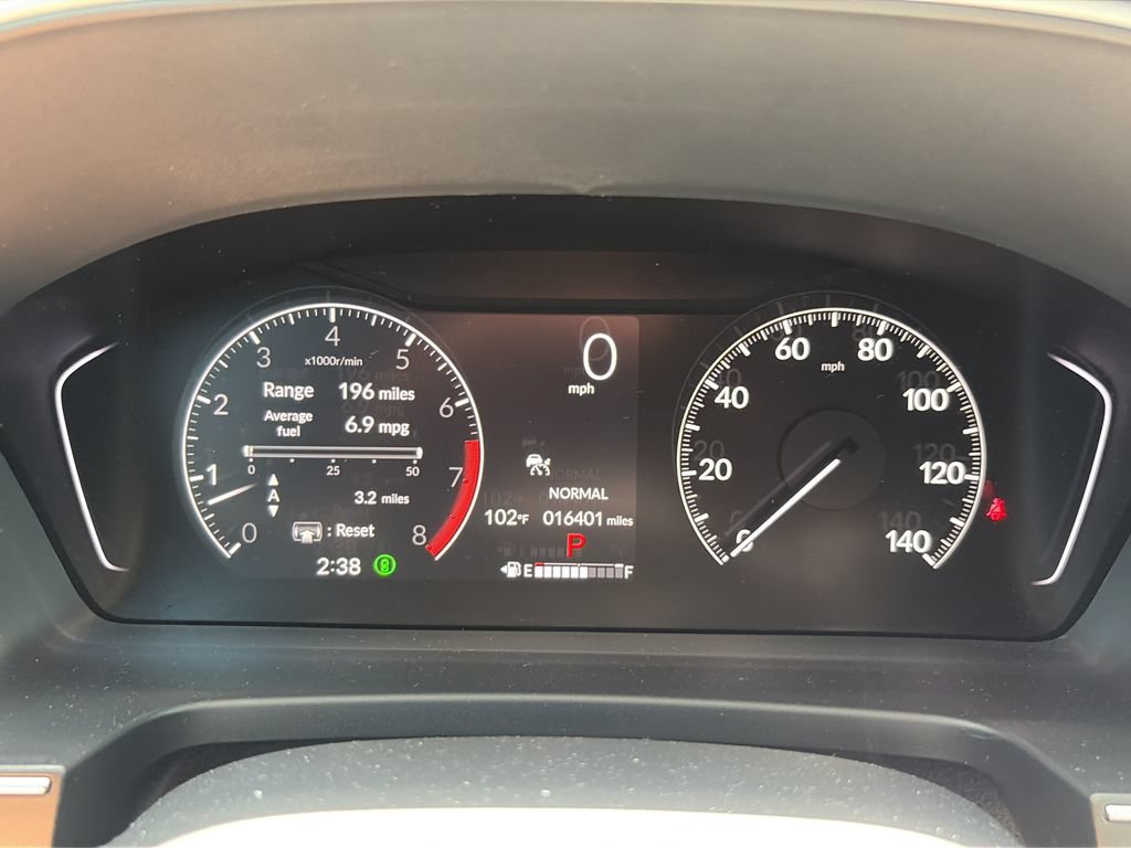Certified 2025 Honda Pilot Touring image 31