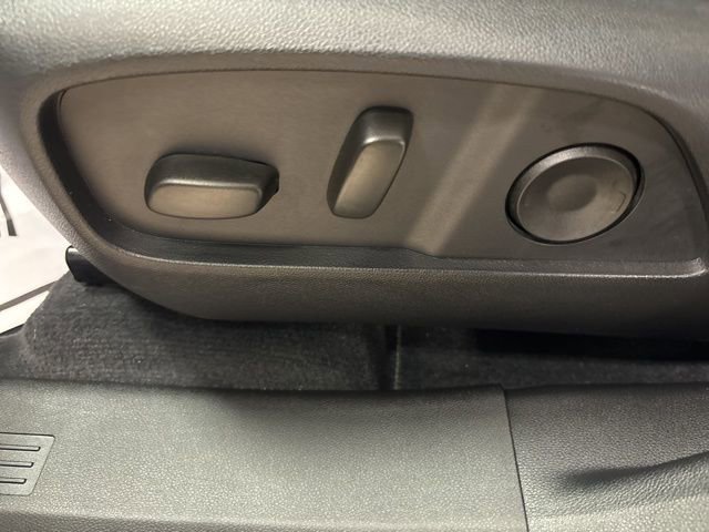 Used 2026 Chevrolet Equinox ACTIV w/ Convenience Package III image 41