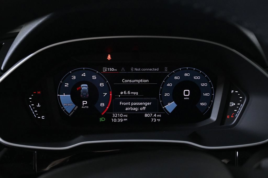 Certified 2025 Audi Q3 2.0T Premium w/ Convenience Package AWD/4WD image 11
