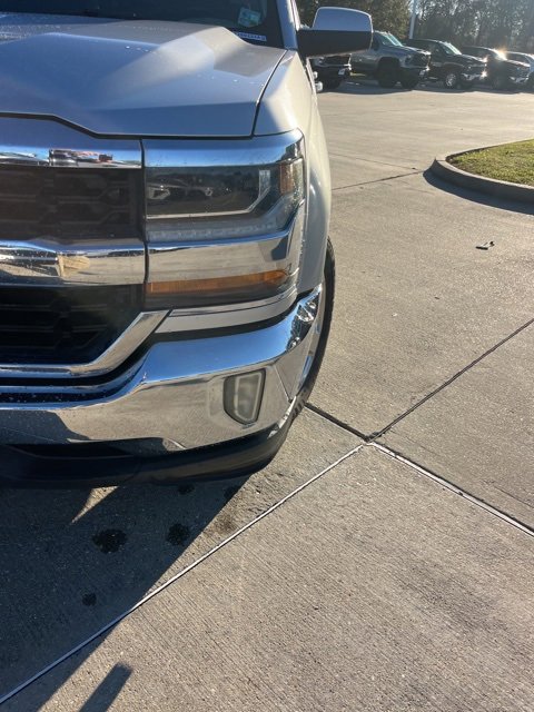 Used 2018 Chevrolet Silverado 1500 LT w/ Texas Edition image 12