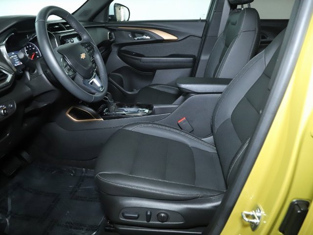 Used 2023 Chevrolet TrailBlazer ACTIV w/ Sun and Liftgate Package image 19