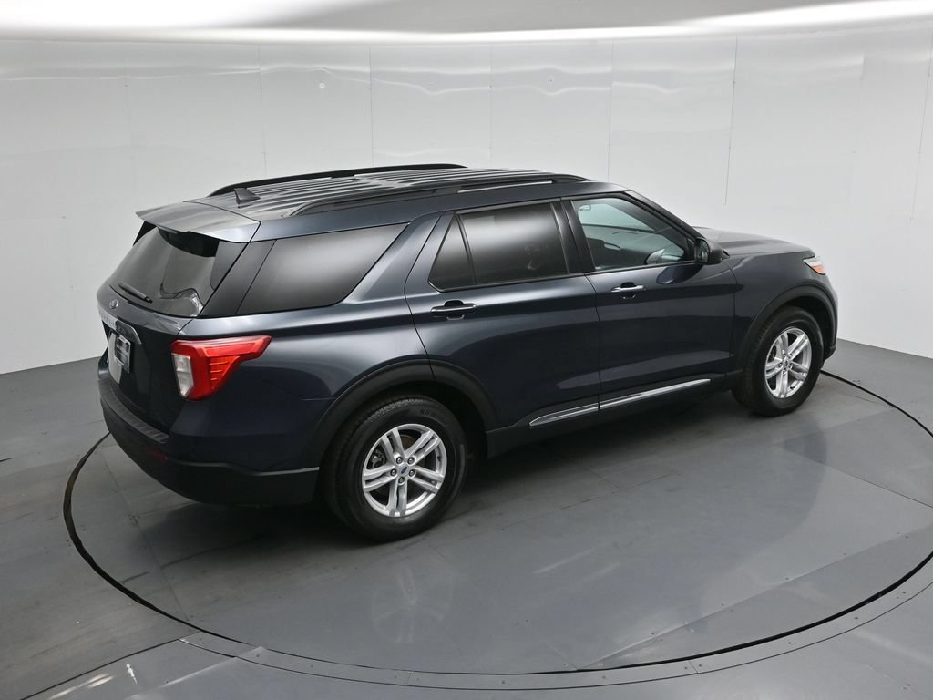 Certified 2023 Ford Explorer XLT RWD image 42