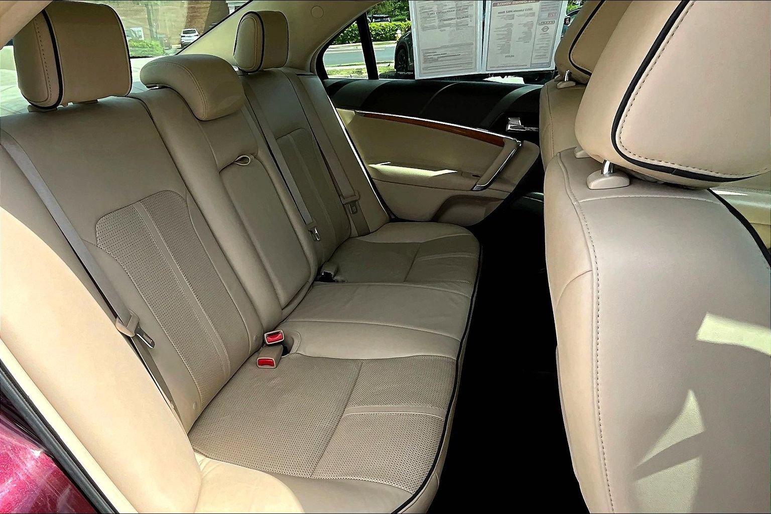 Used 2012 Lincoln MKZ AWD image 28