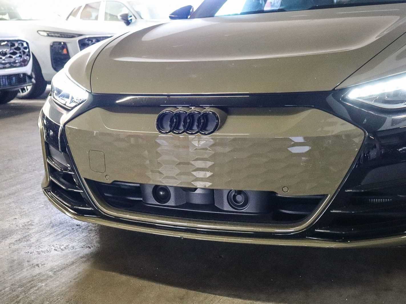 Used 2023 Audi e-tron GT Premium Plus w/ Performance Package AWD/4WD image 8