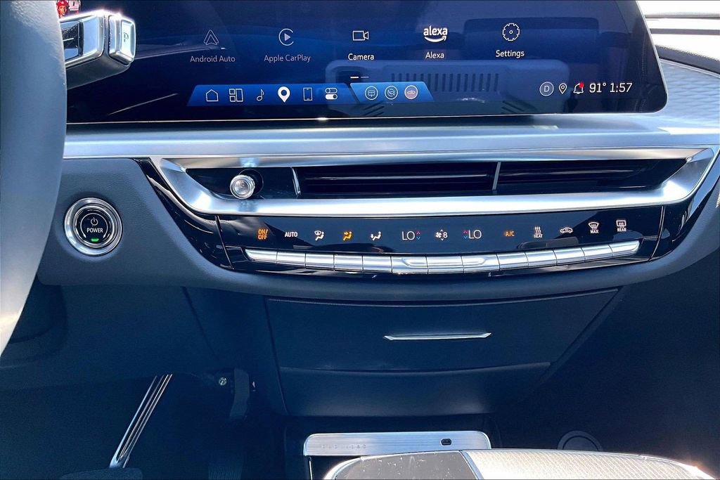 Used 2025 Cadillac Lyriq Sport image 15