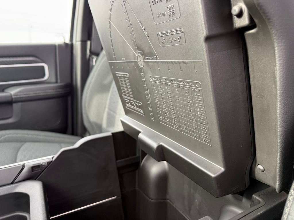 New 2026 RAM 2500 Big Horn AWD/4WD image 26
