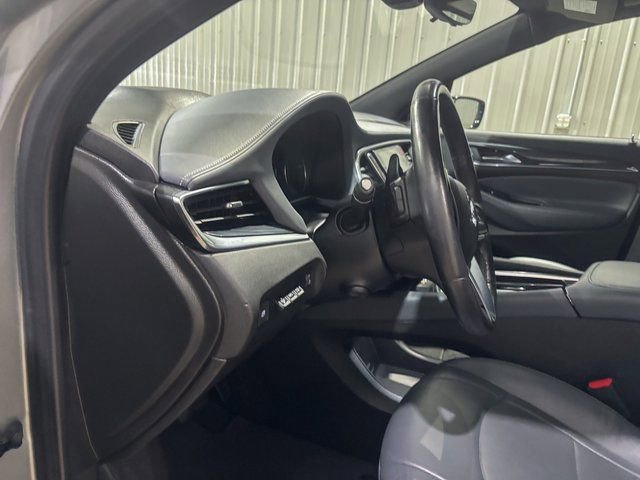Used 2024 Buick Enclave Premium image 11