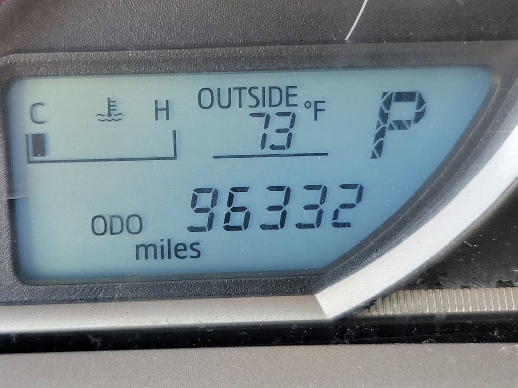 Used 2015 Toyota RAV4 XLE image 26