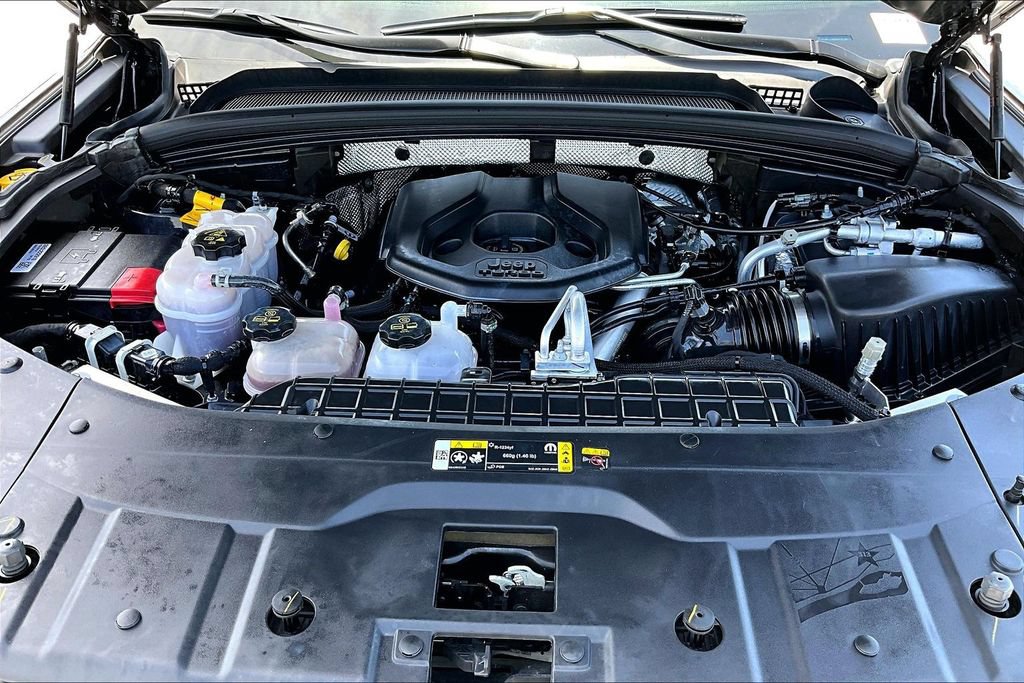 Used 2023 Jeep Grand Cherokee 4WD 4xe image 28