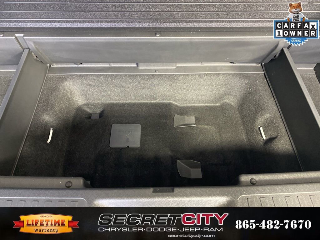 Used 2025 Honda Pilot Black Edition image 30