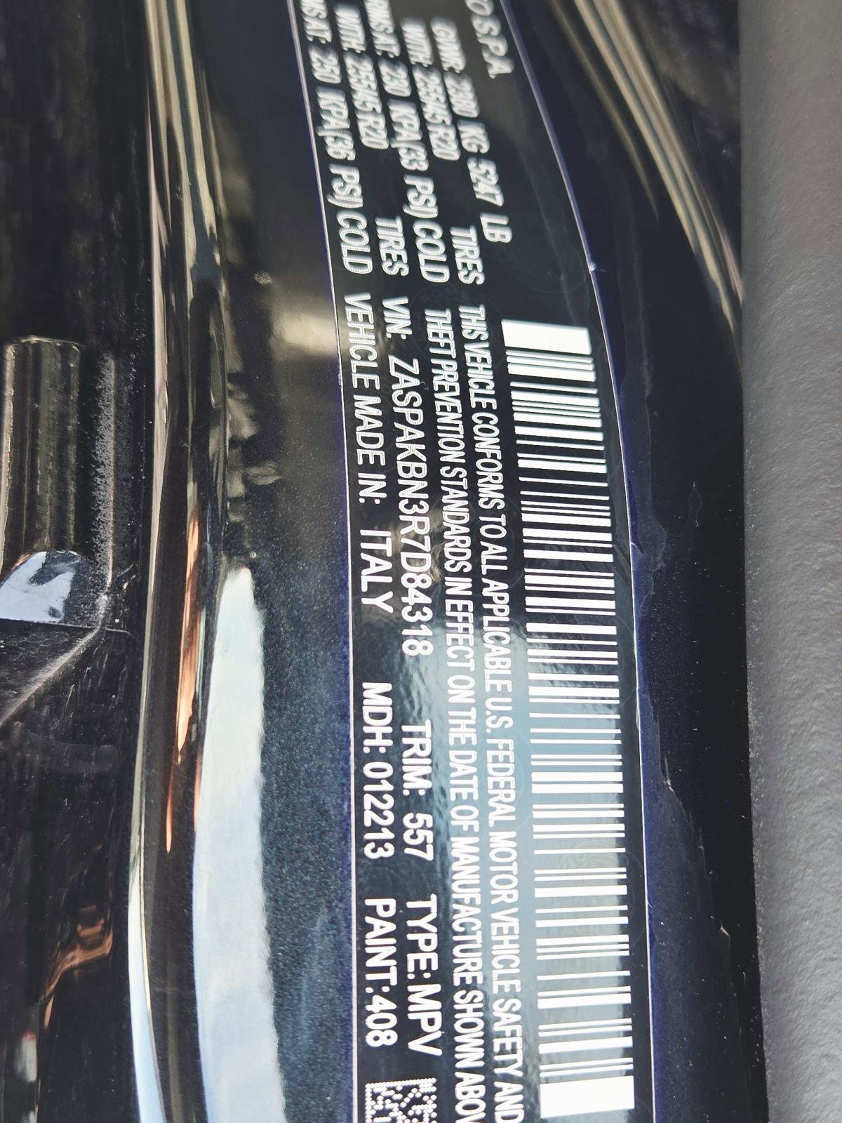 Used 2024 Alfa Romeo Stelvio Veloce image 39