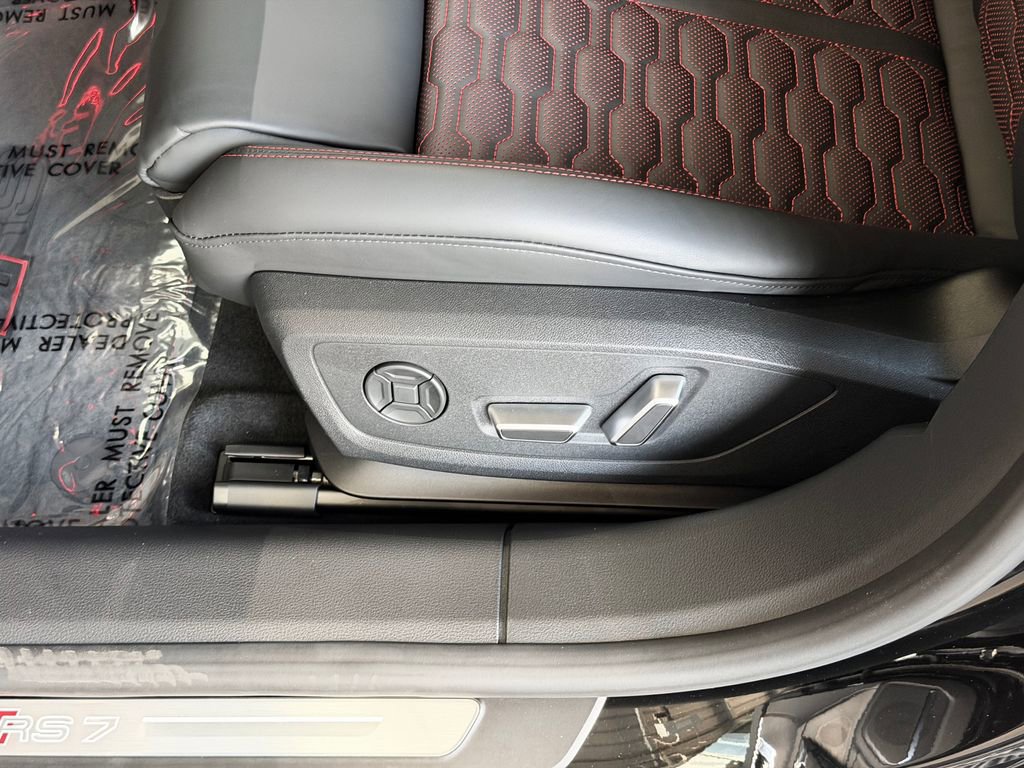 New 2026 Audi RS 7 Performance image 25