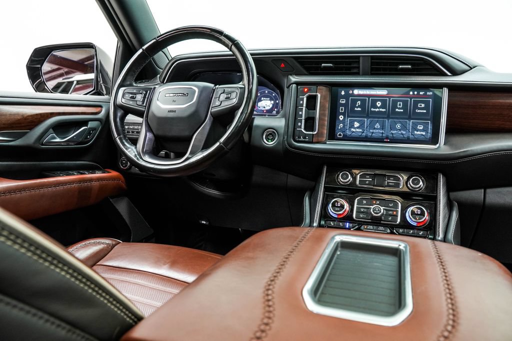 Used 2023 GMC Yukon Denali Ultimate AWD/4WD image 27
