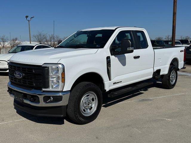 Used 2024 Ford F350 XL w/ Snow Plow/Camper Package AWD/4WD image 9