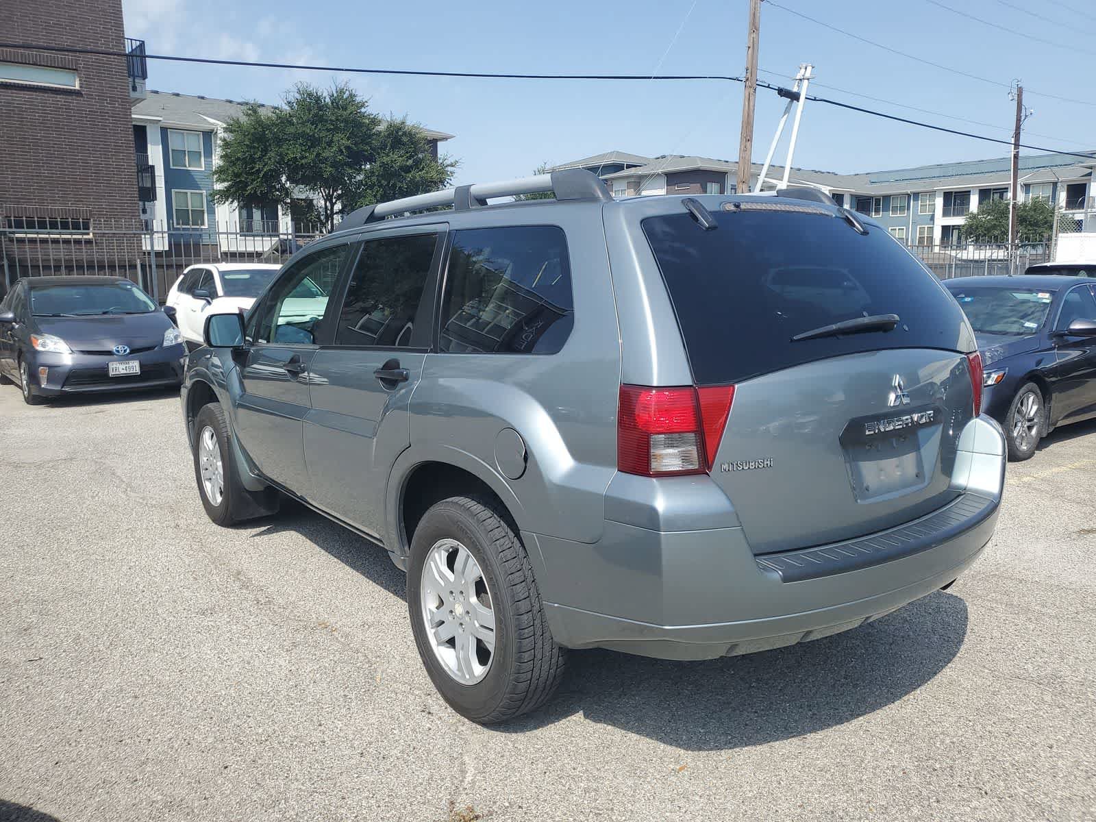 Used 2008 Mitsubishi Endeavor LS FWD image 4