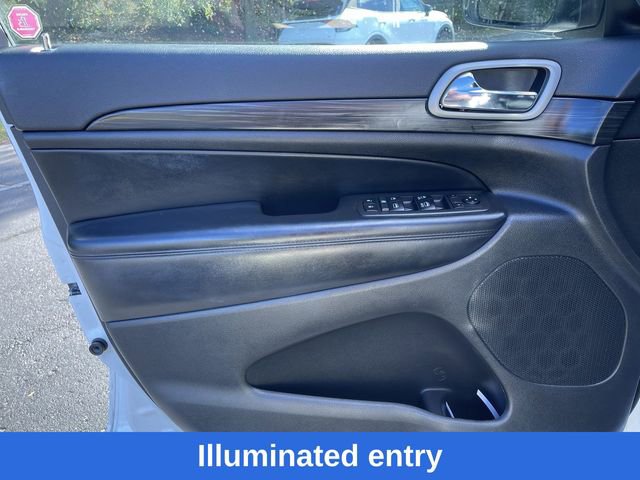 Used 2021 Jeep Grand Cherokee Laredo image 22