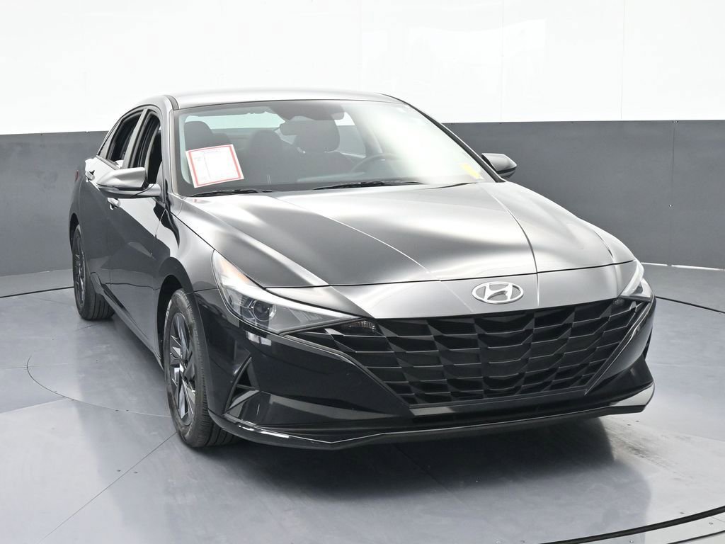 Used 2023 Hyundai Elantra SEL image 9