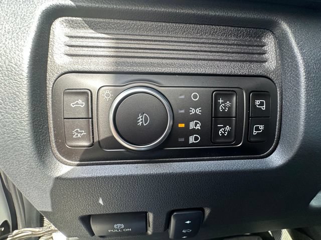 New 2026 Ford F250 Lariat w/ Black Appearance Package AWD/4WD image 11