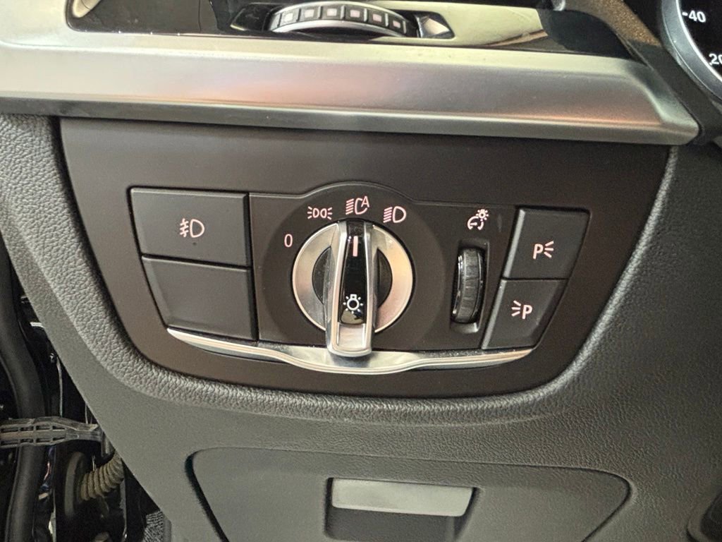 Used 2019 BMW X4 xDrive30i w/ Convenience Package AWD/4WD image 26
