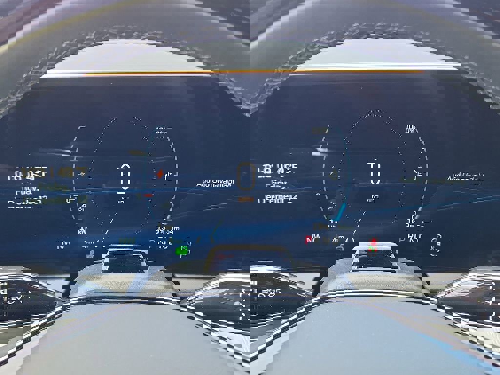 New 2026 Cadillac Optiq Luxury 2 image 10