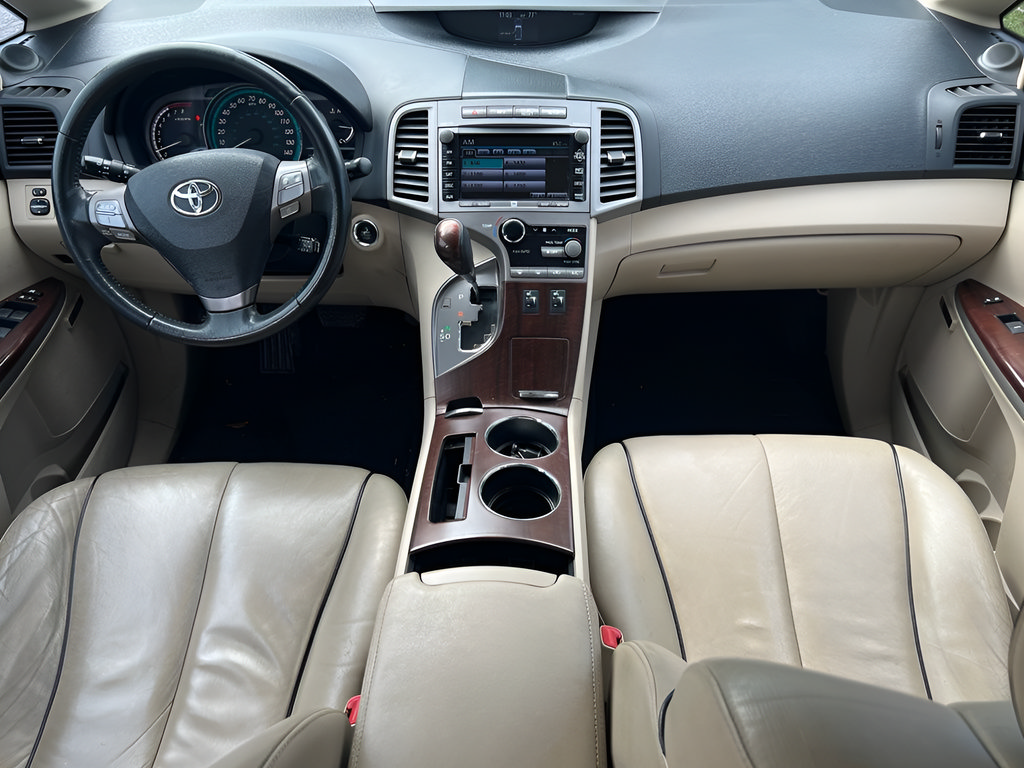 Used 2010 Toyota Venza AWD image 17