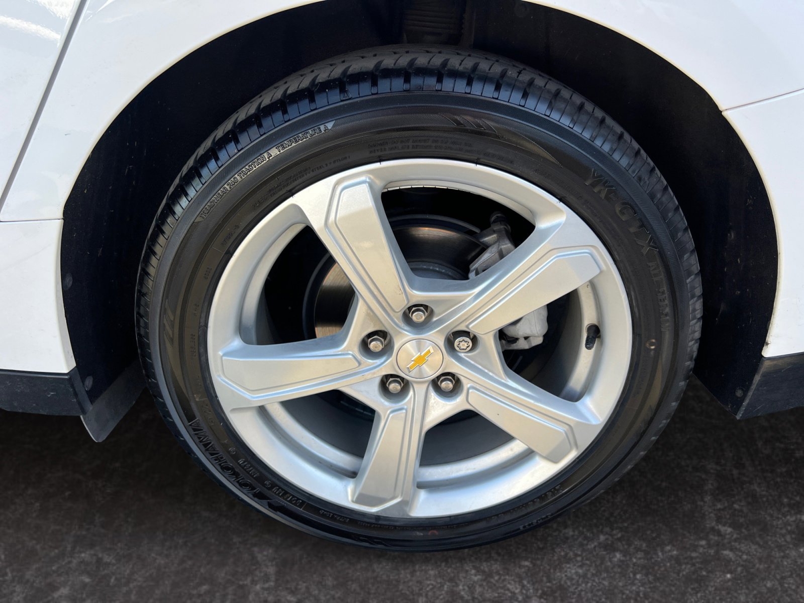 Used 2017 Chevrolet Volt LT FWD image 14