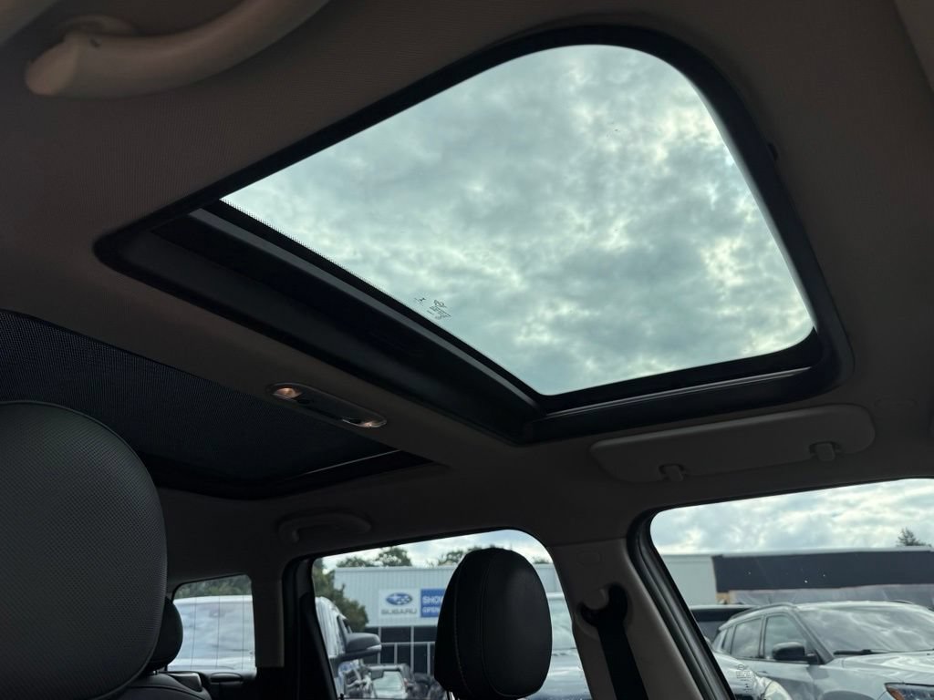 Used 2019 MINI Cooper Clubman FWD image 30