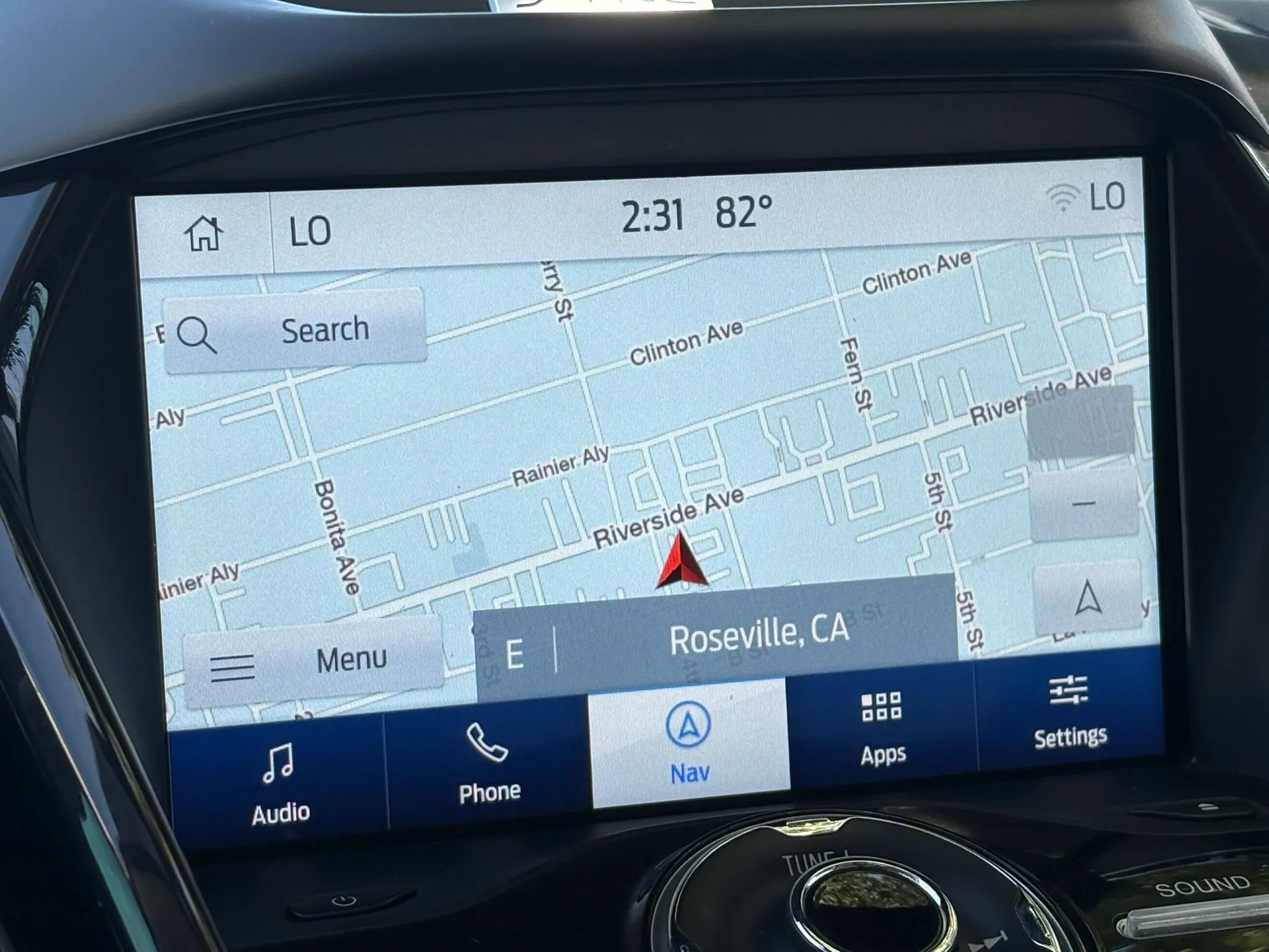 Used 2016 Ford C-MAX Energi SEL w/ Equipment Group 302A FWD image 17