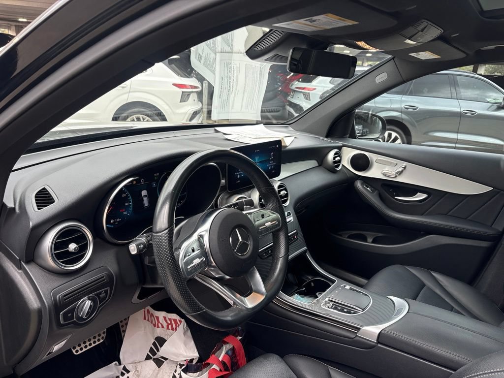 Used 2022 Mercedes-Benz GLC 300 image 12