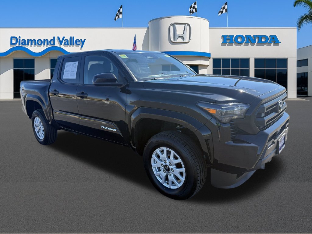 Used 2025 Toyota Tacoma SR5 AWD/4WD 360° Tour