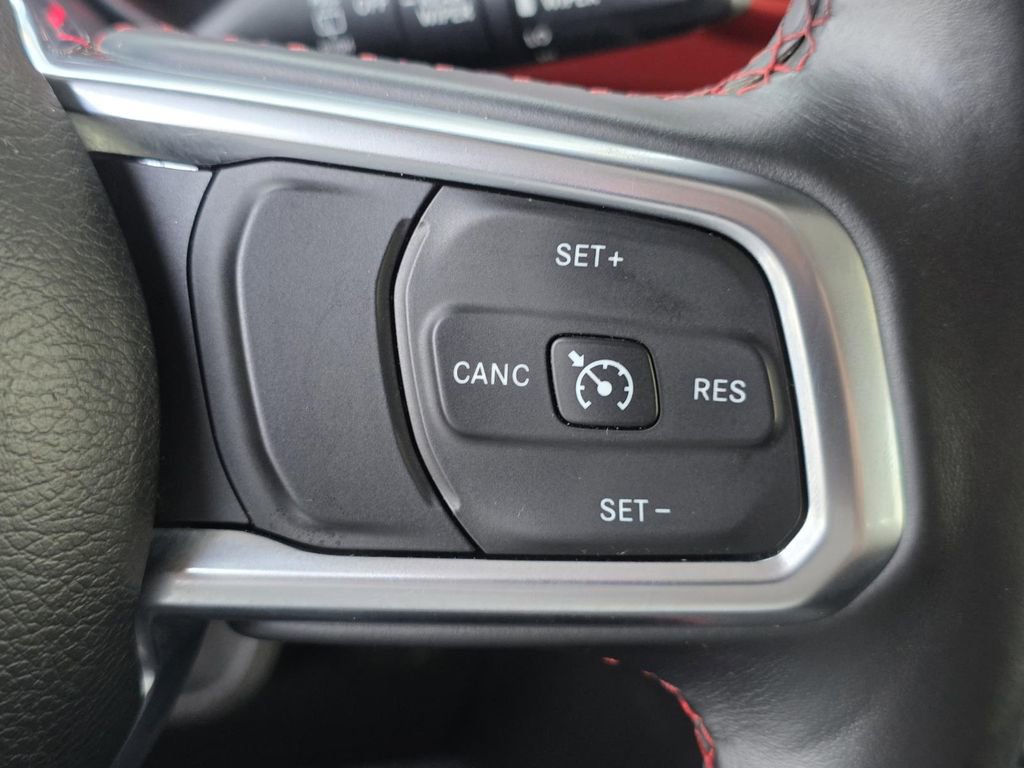 Used 2018 Jeep Wrangler Unlimited Rubicon AWD/4WD image 27