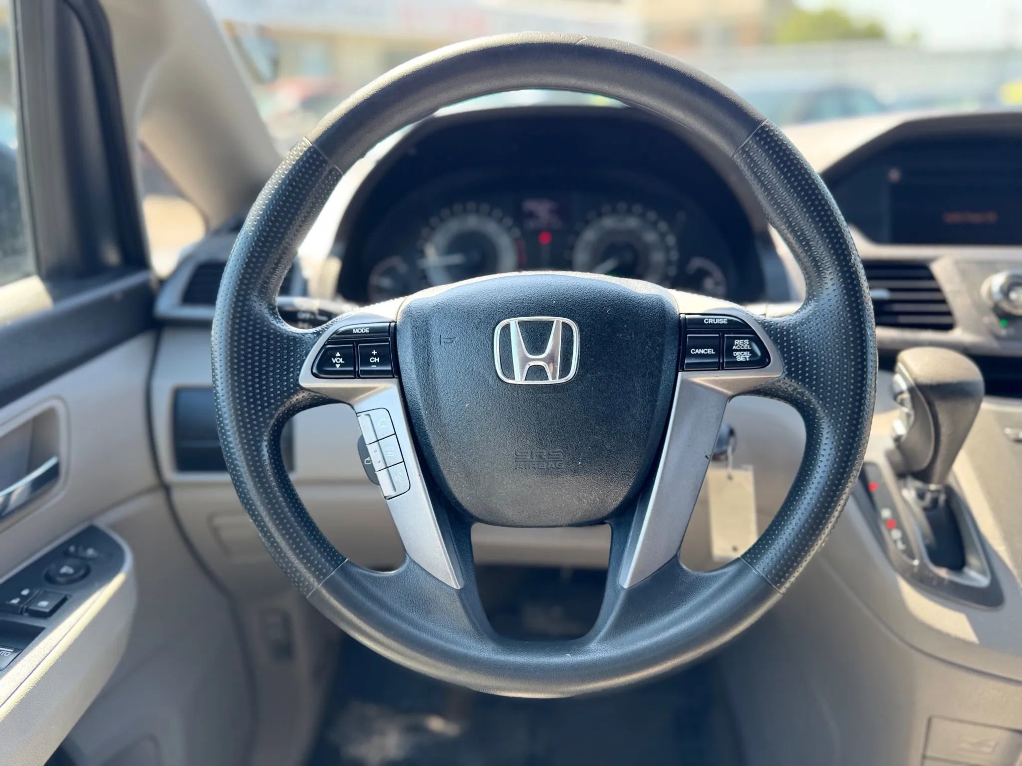 Used 2015 Honda Odyssey LX image 15