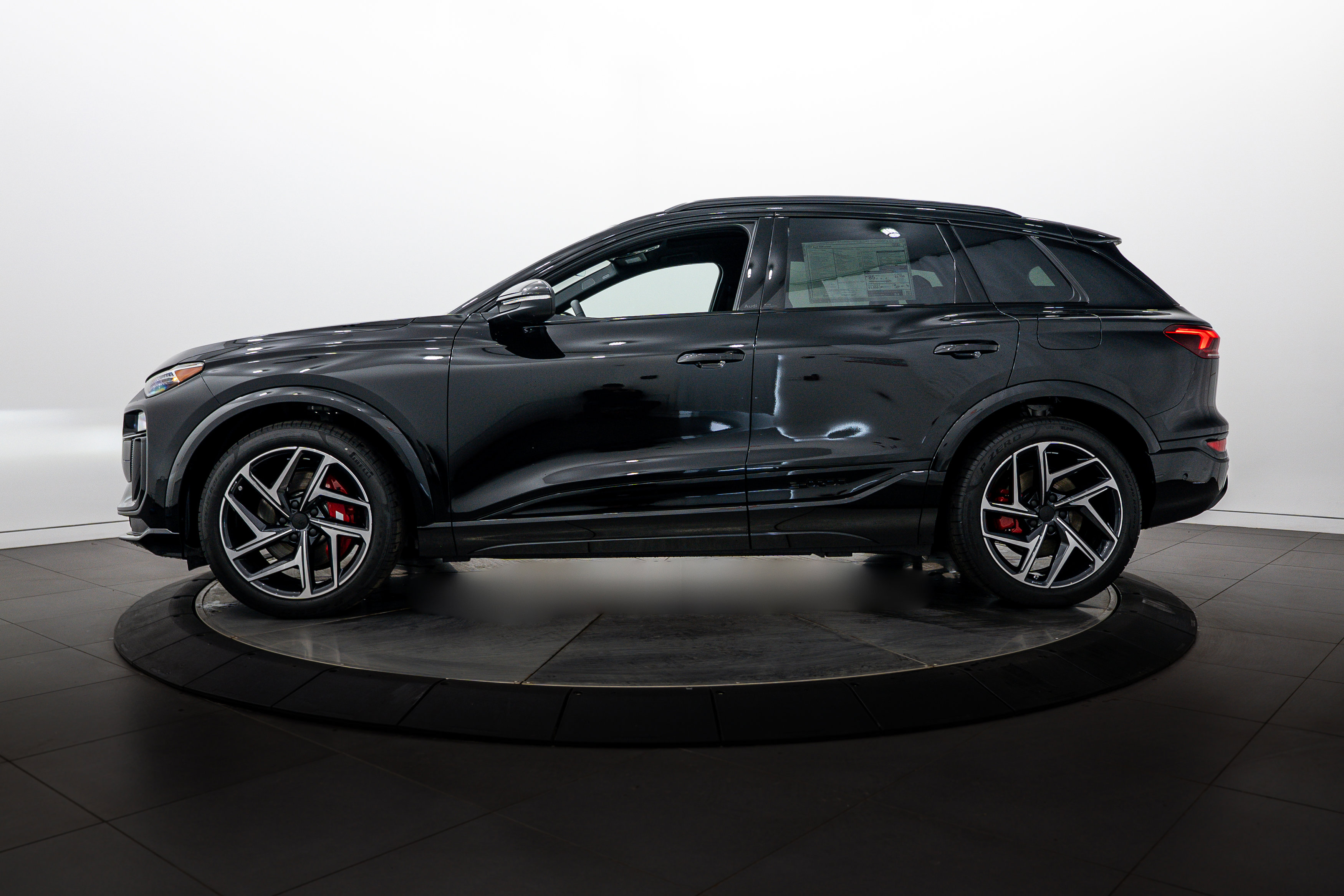 New 2027 Audi SQ6 e-tron Premium Plus AWD/4WD image 6