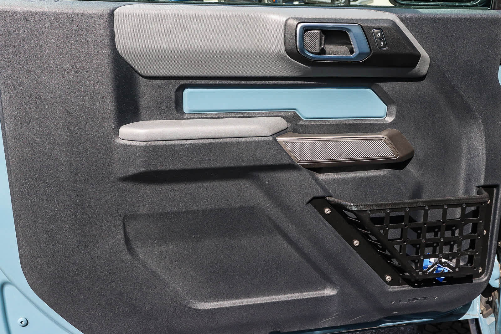 Used 2022 Ford Bronco Black Diamond image 28