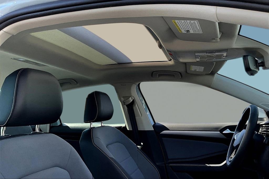 New 2026 Volkswagen Jetta SE image 25