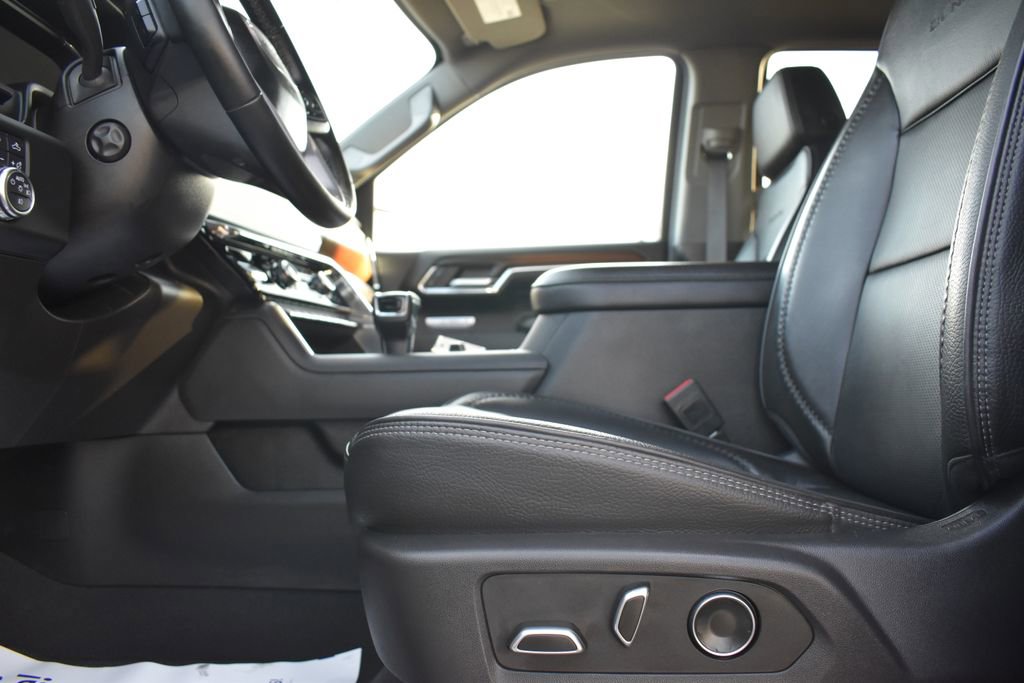 Used 2024 GMC Sierra 1500 Denali w/ Technology Package image 8