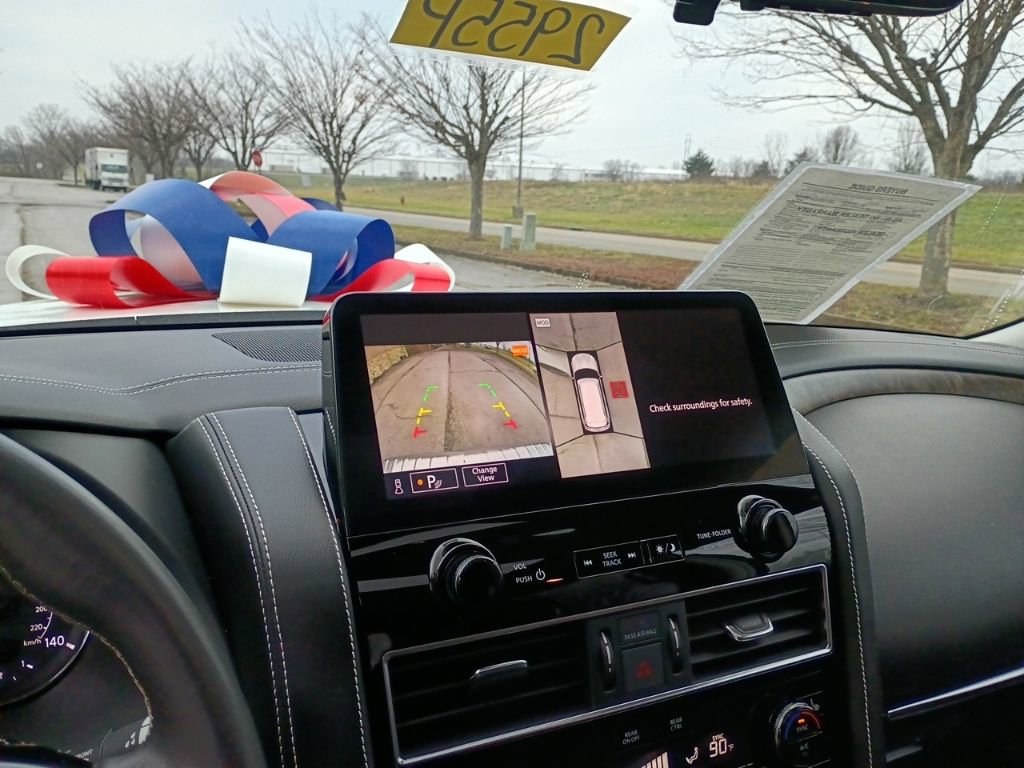 Used 2024 INFINITI QX80 Premium Select w/ Cargo Package image 37