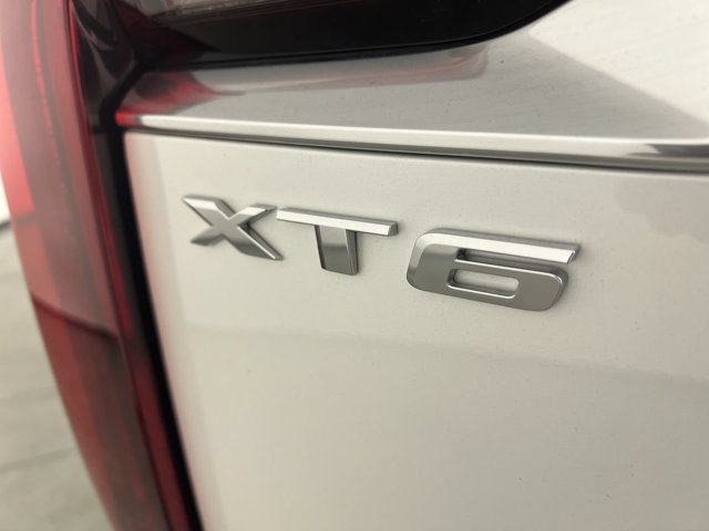 Certified 2022 Cadillac XT6 Luxury FWD image 33