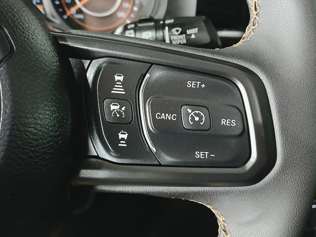 Used 2024 Jeep Wrangler Sport AWD/4WD image 27