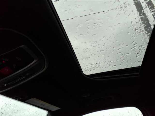 New 2025 Jeep Grand Cherokee Altitude image 13