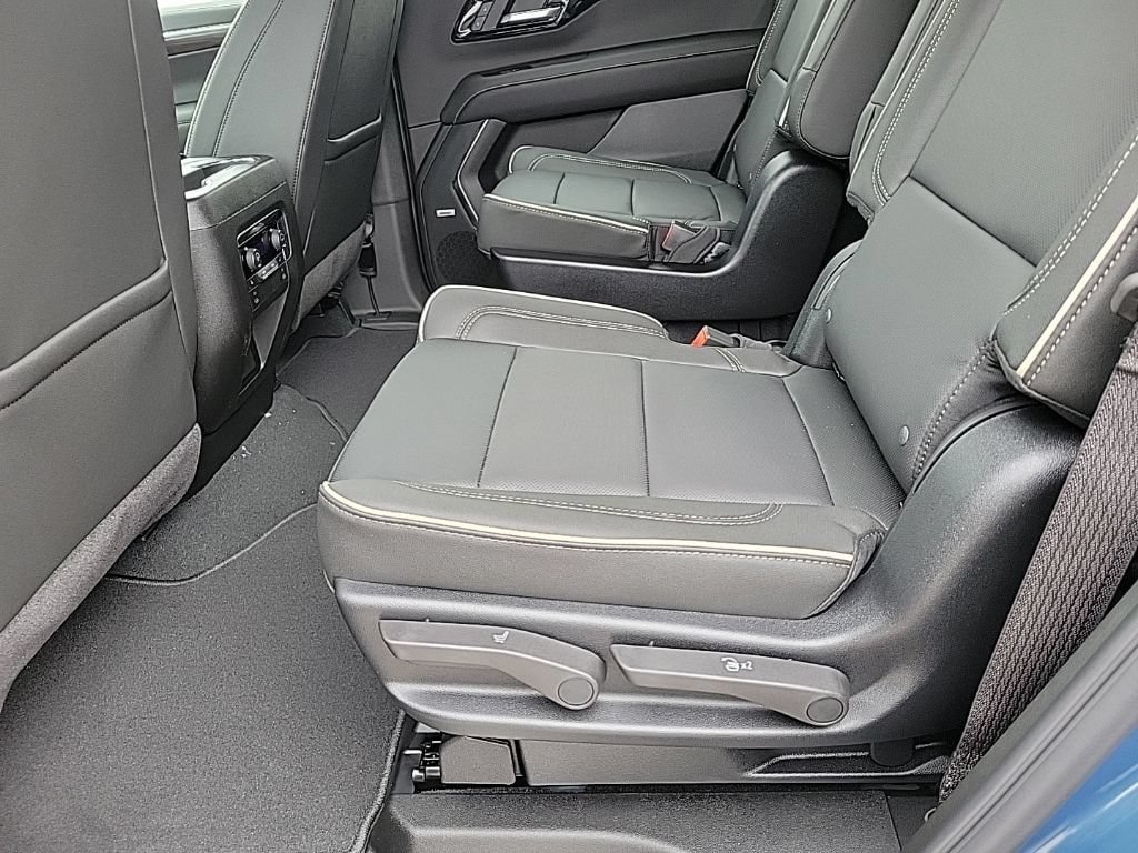 New 2026 Chevrolet Tahoe Premier w/ Sun And Tow Package AWD/4WD image 11